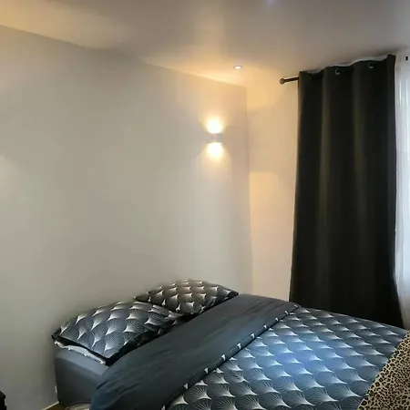 Confortable Dans Le Centre De 64 M² Parking Inclus 디종